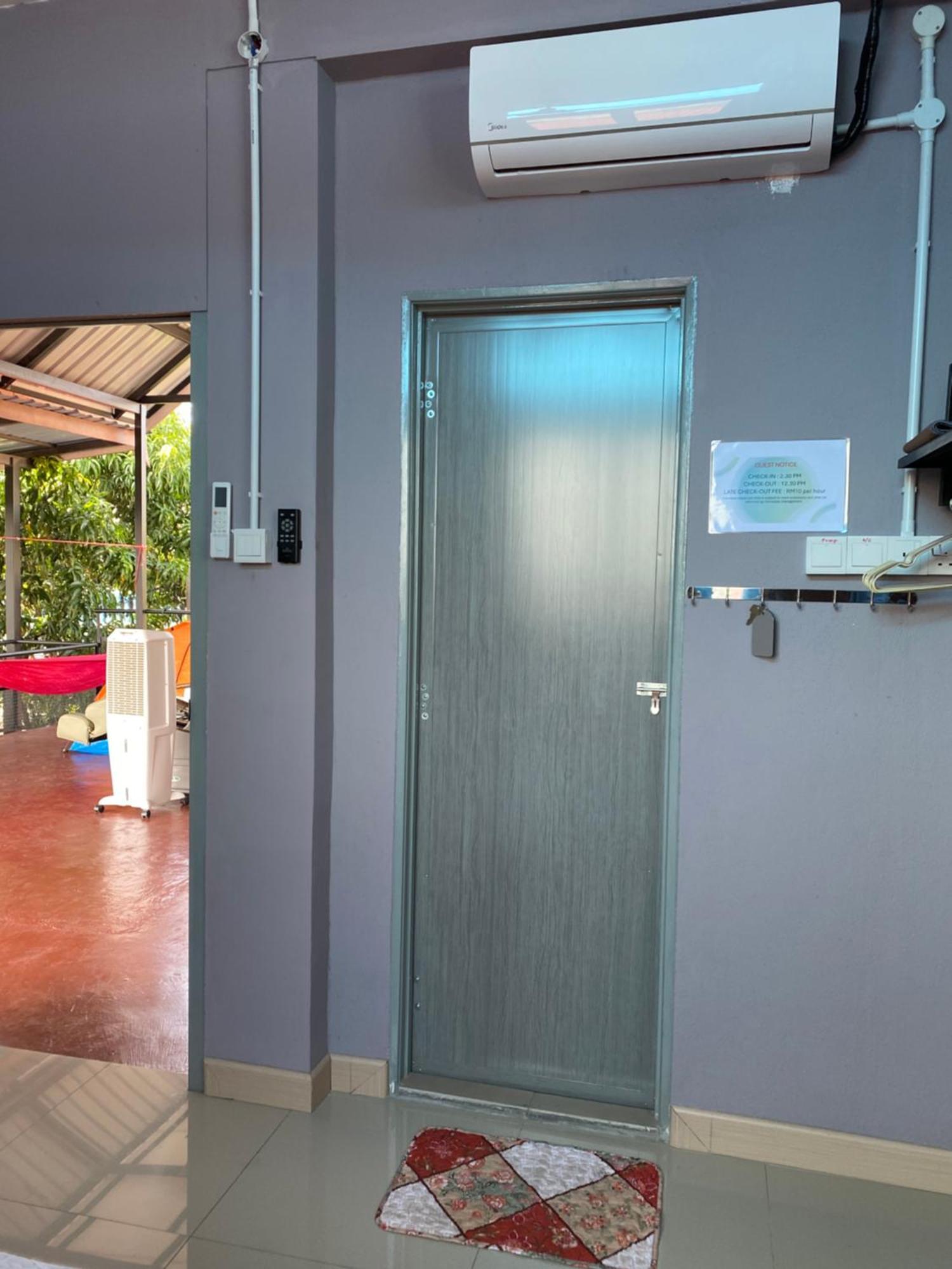 Igo Homestay Subang Airport ชาห์อาลัม ภายนอก รูปภาพ
